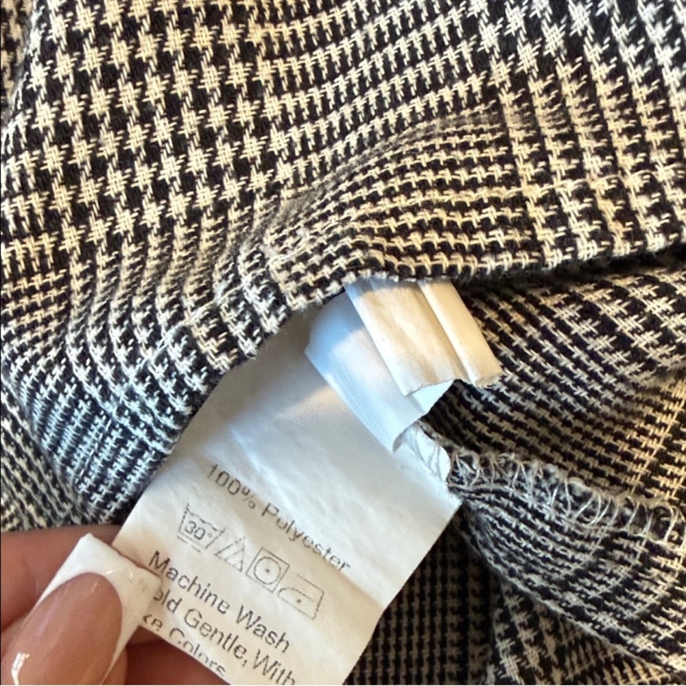 SHEIN Women's Gray Plaid Blouse with White Collar - Picture 3 of 5